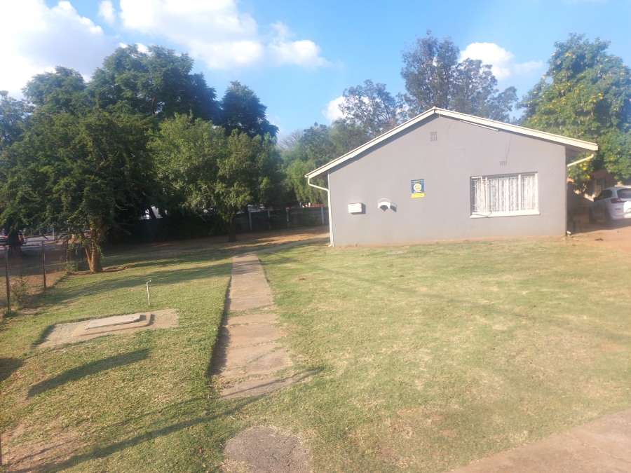 3 Bedroom Property for Sale in Oos Einde North West